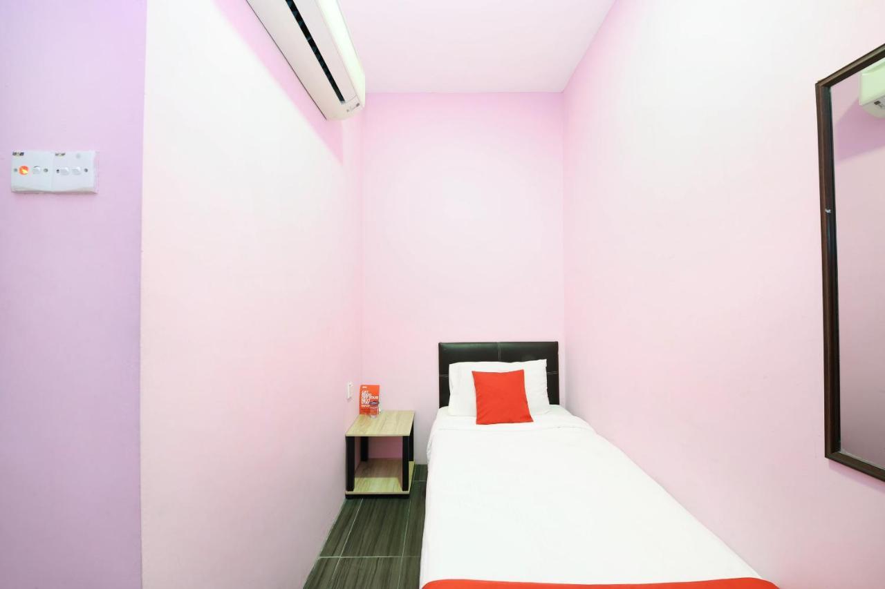 Oyo 1125 Ir Inn Hotel Skudai Εξωτερικό φωτογραφία